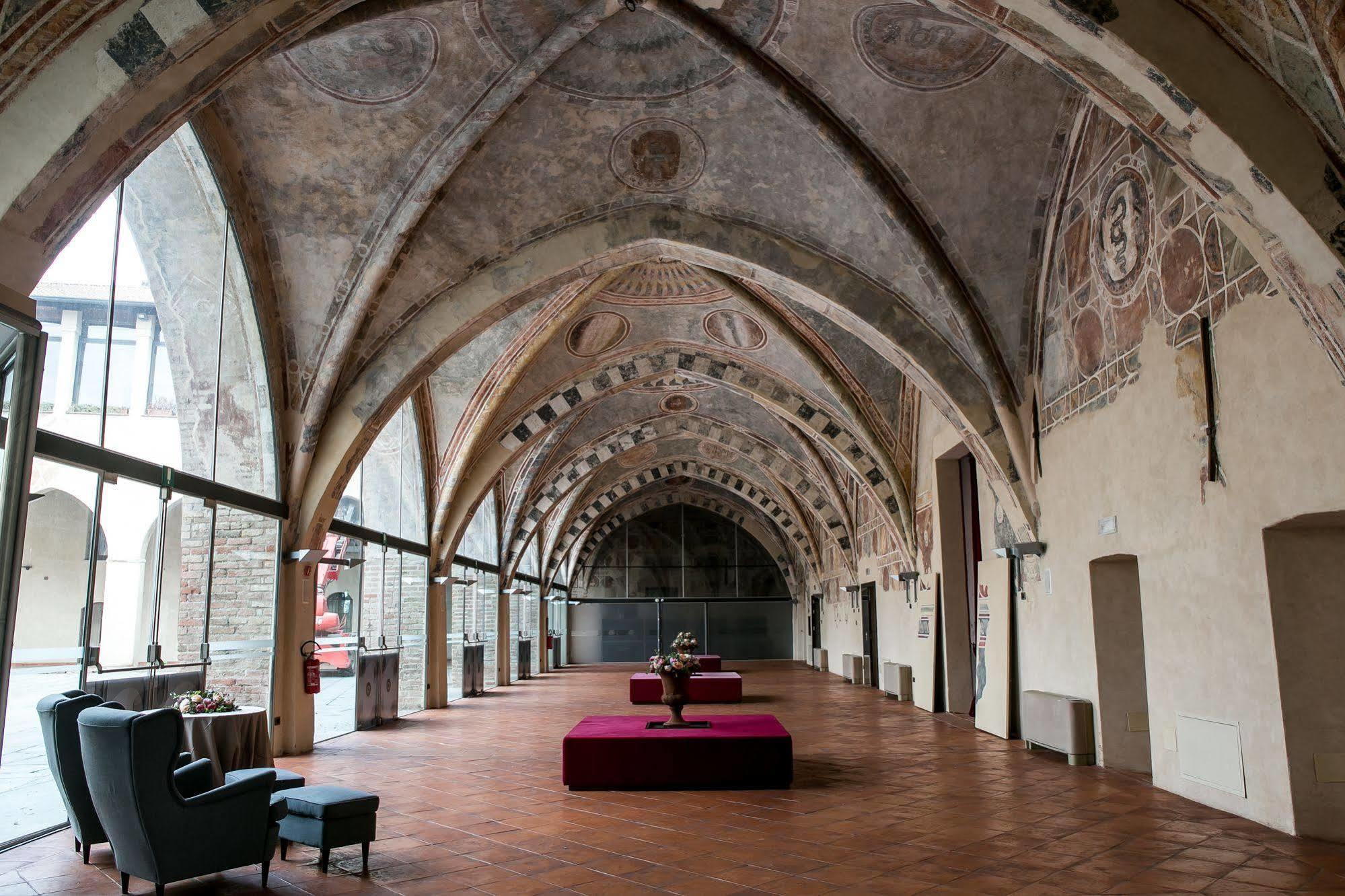 Castello Visconteo Hotel Cassano D'adda Bagian luar foto