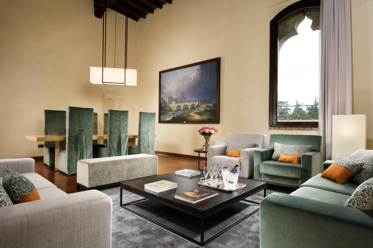 Castello Visconteo Hotel Cassano D'adda Bagian luar foto