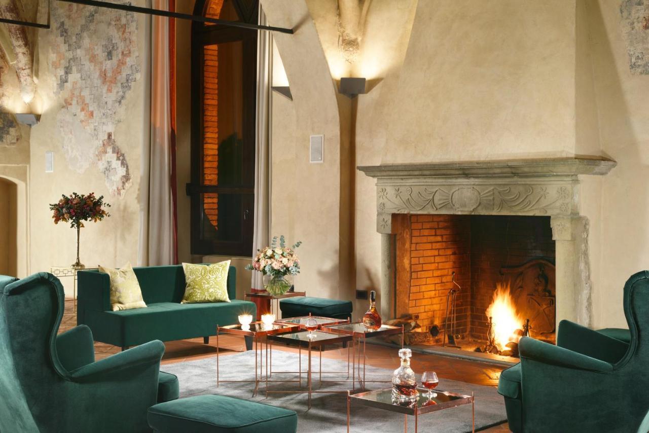 Castello Visconteo Hotel Cassano D'adda Bagian luar foto