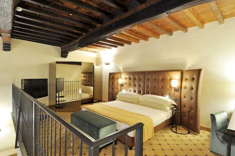 Castello Visconteo Hotel Cassano D'adda Bagian luar foto